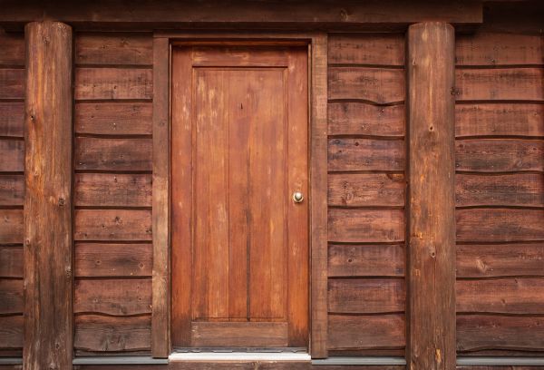 Log Cabin Siding Installation in Huntsville
