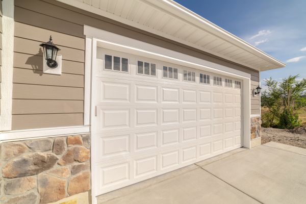 Garage Siding Repair in Huntsville