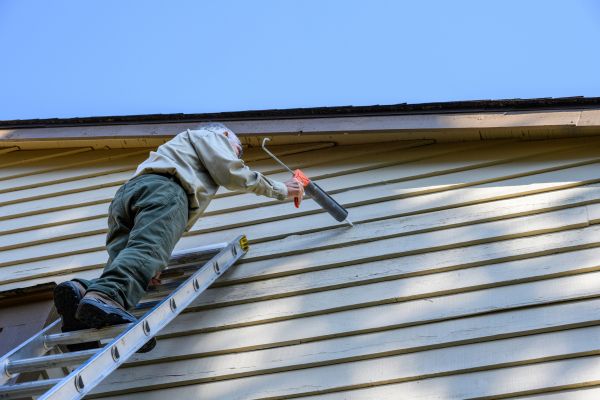 Cost of Vinyl Siding Caulk Repair in Huntsville